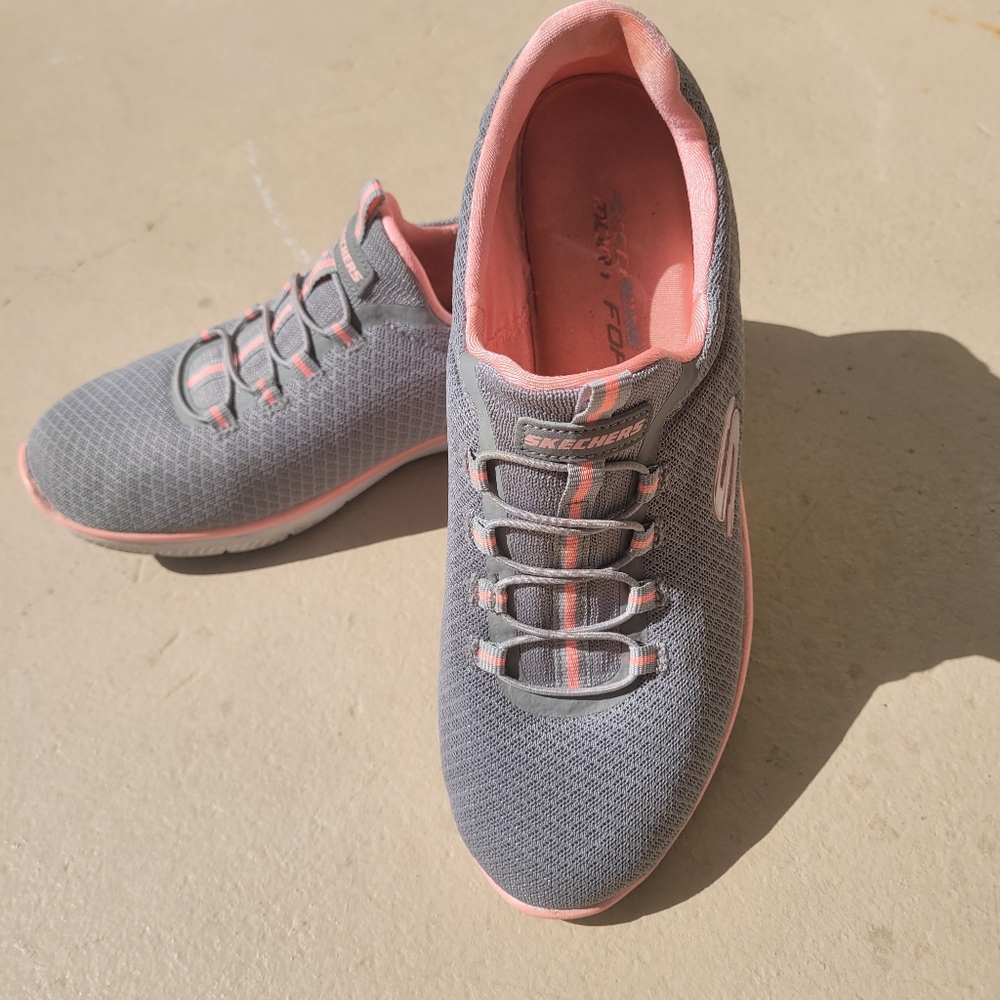 Women's Skechers Memory Foam Tennis Shoes, Size 8.5